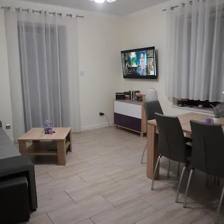 Apartment I Zima I Latem